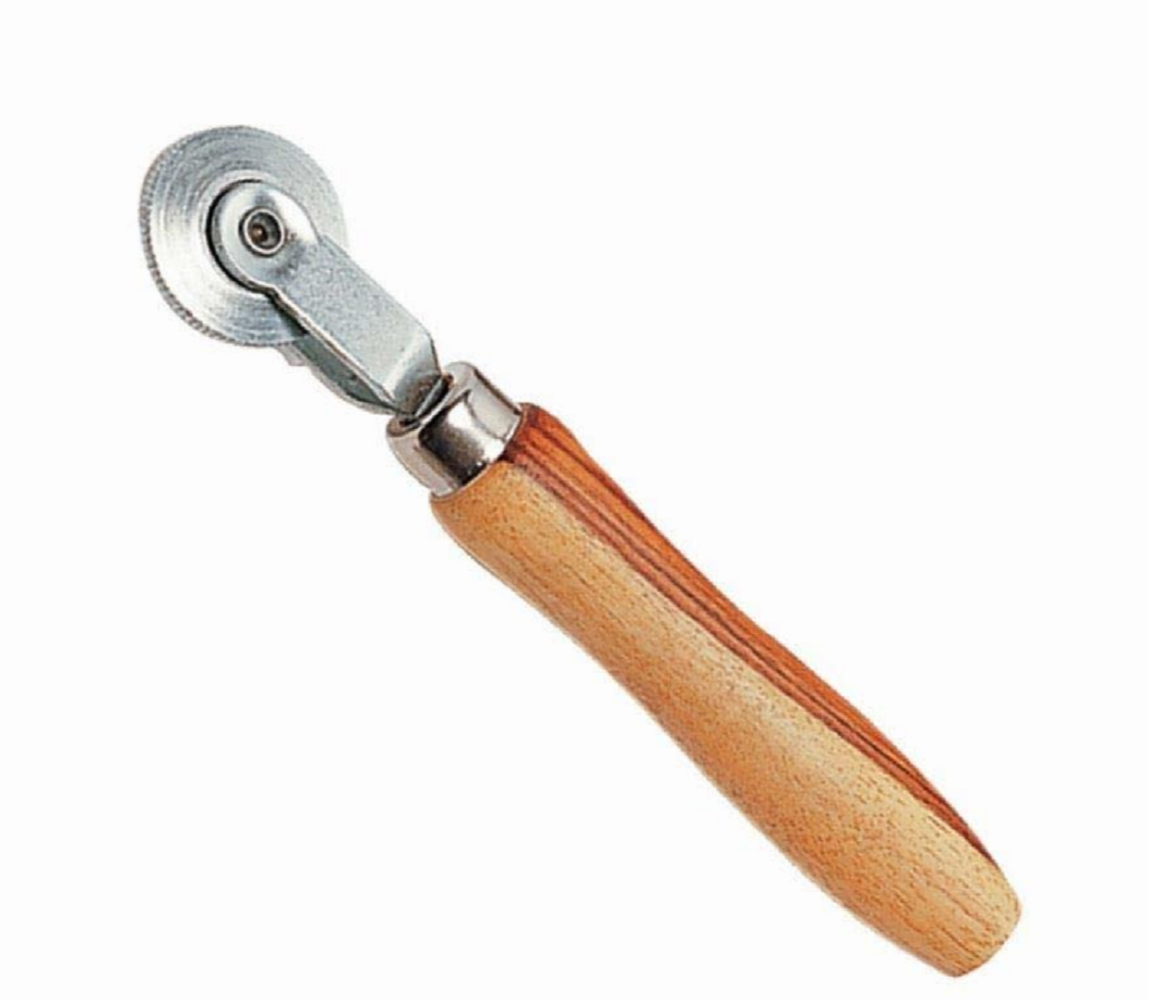 Stitcher Serrated 3.0 mm Wooden Handle